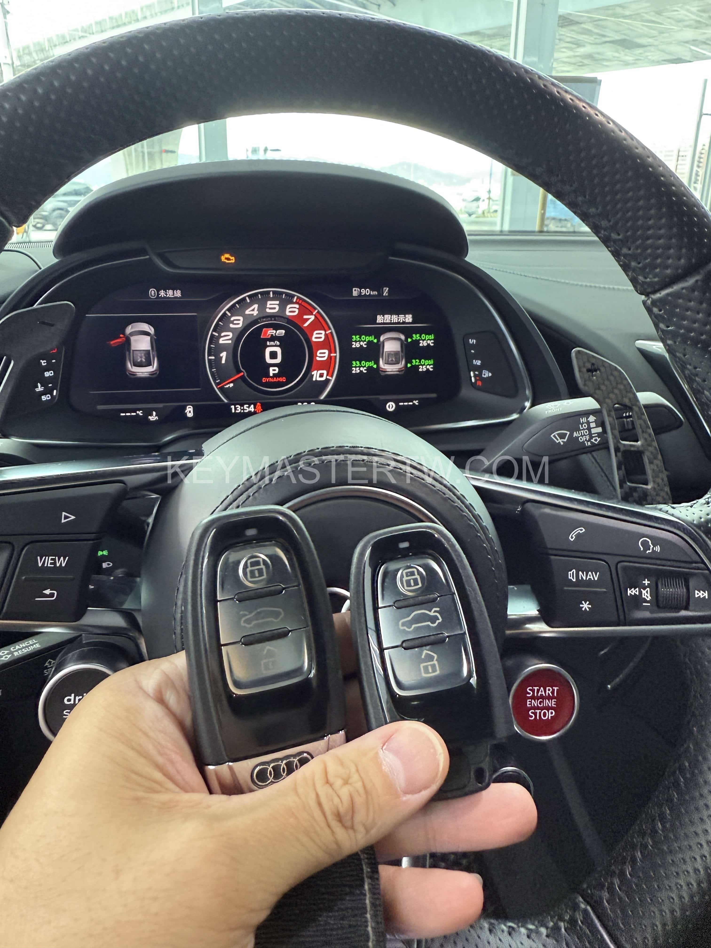 2016 Audi R8 KEYLESS鑰匙拷貝 台中