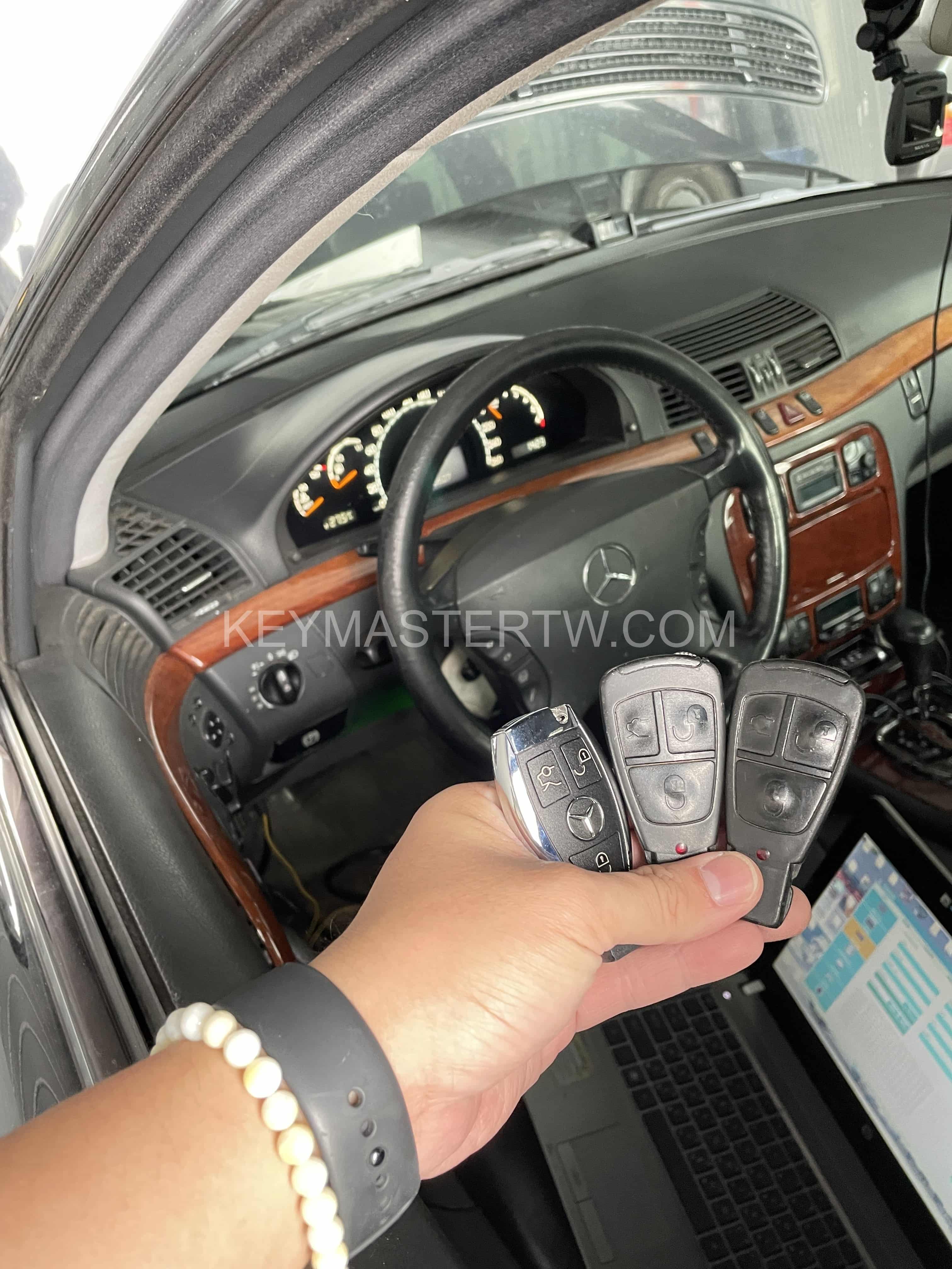 2000 Benz W210 電子鑰匙拷貝 台中