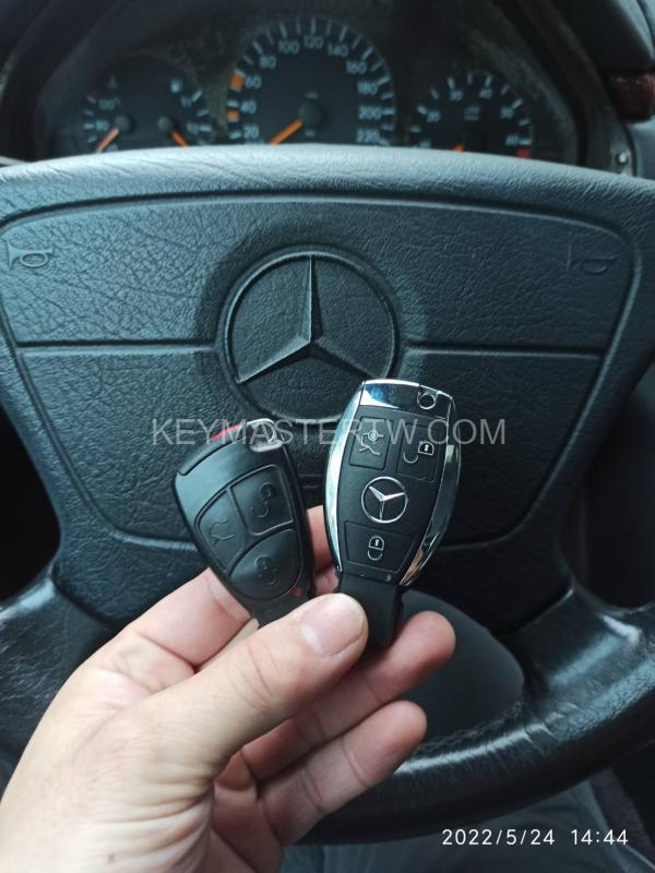 2000 BENZ 賓士 W210 晶片鑰匙拷貝 台中
