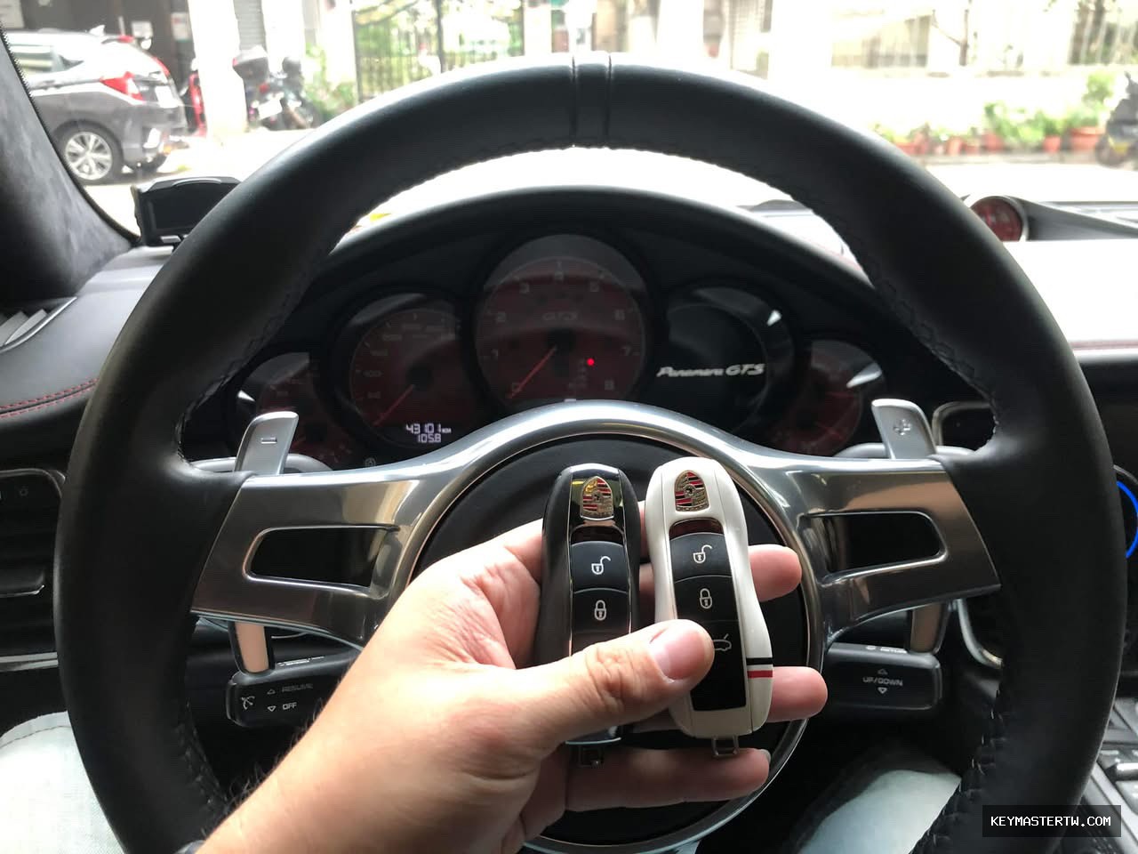 2012 Porsche panamera gts Porsche panamera gts keyless晶片鑰匙拷貝 台中