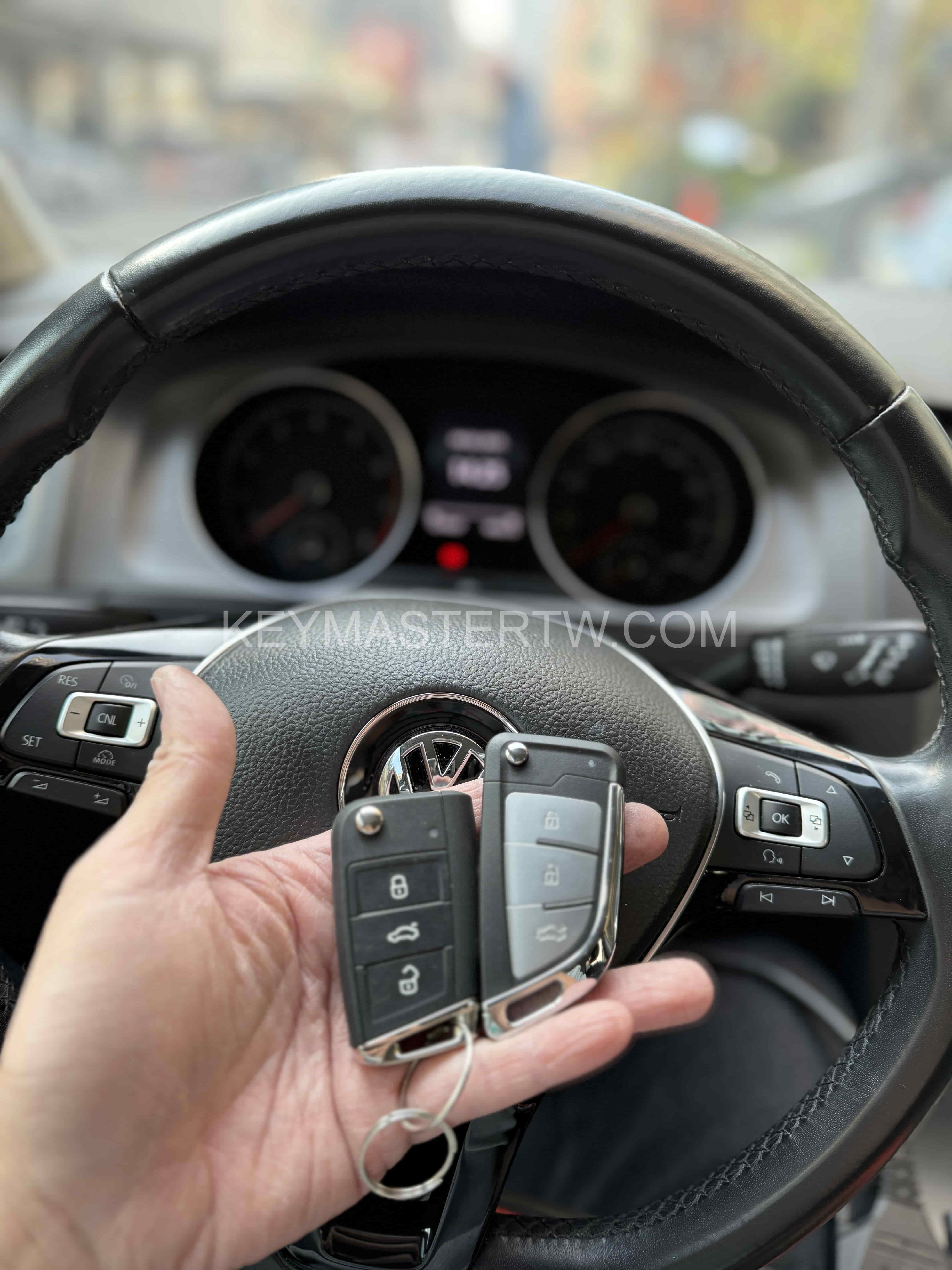 2017 Volkswagen（福斯） Golf (MK7) 摺疊鑰匙拷貝 台中