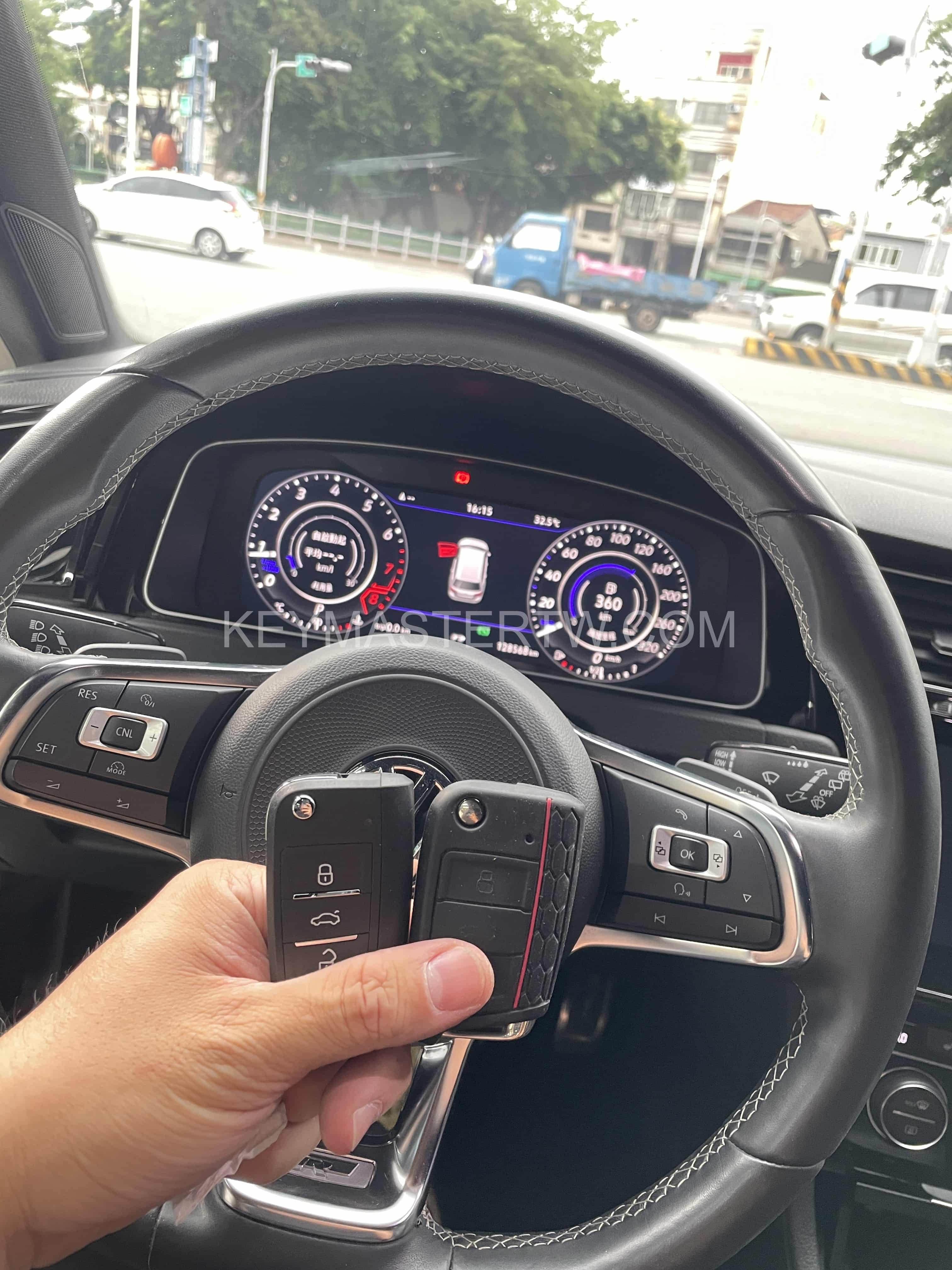 2018 Volkswagen（福斯） Tiguan (MK2) KEYLESS鑰匙拷貝 台中
