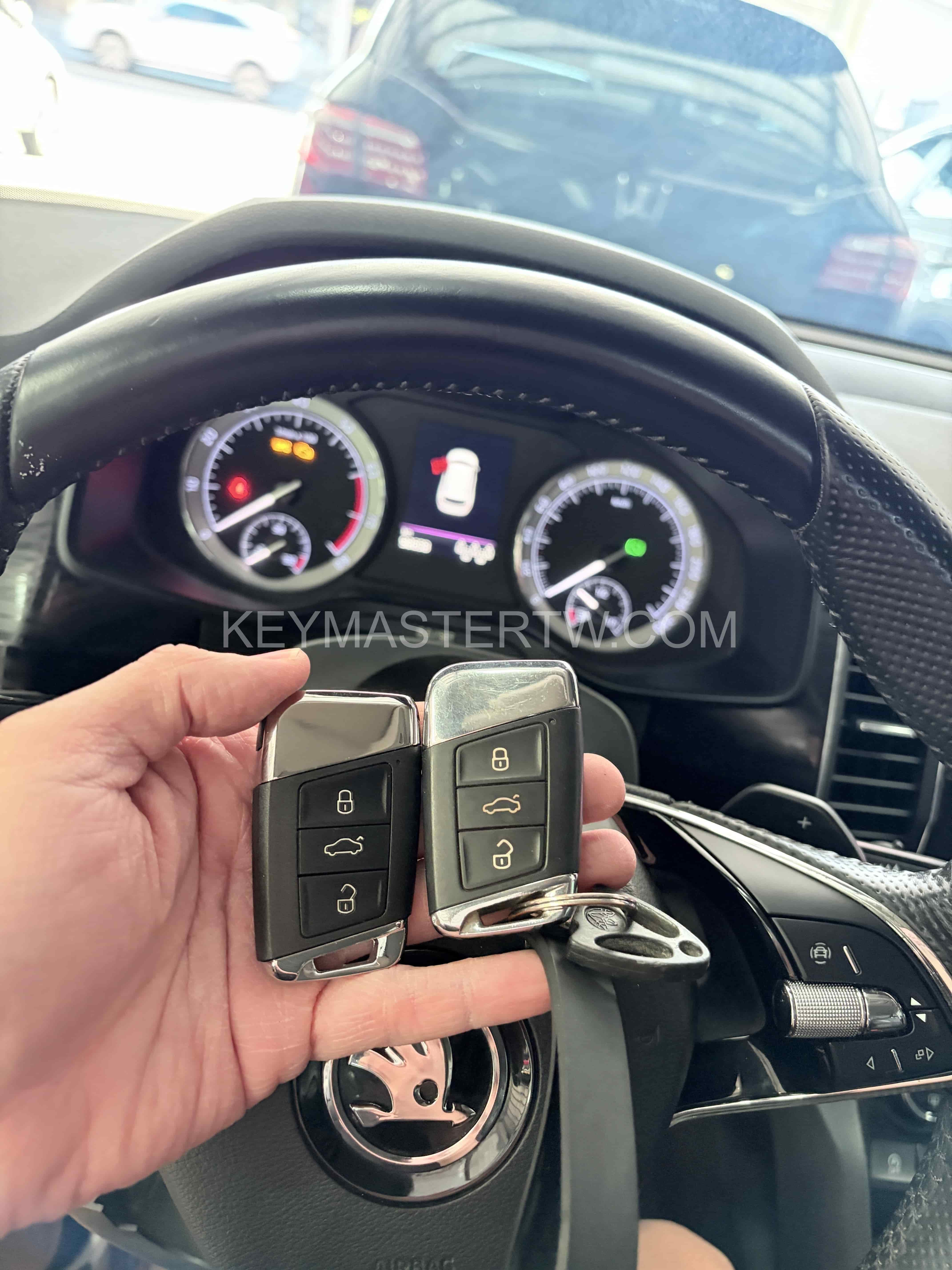 2021 Skoda kodiaq KEYLESS鑰匙拷貝 台中